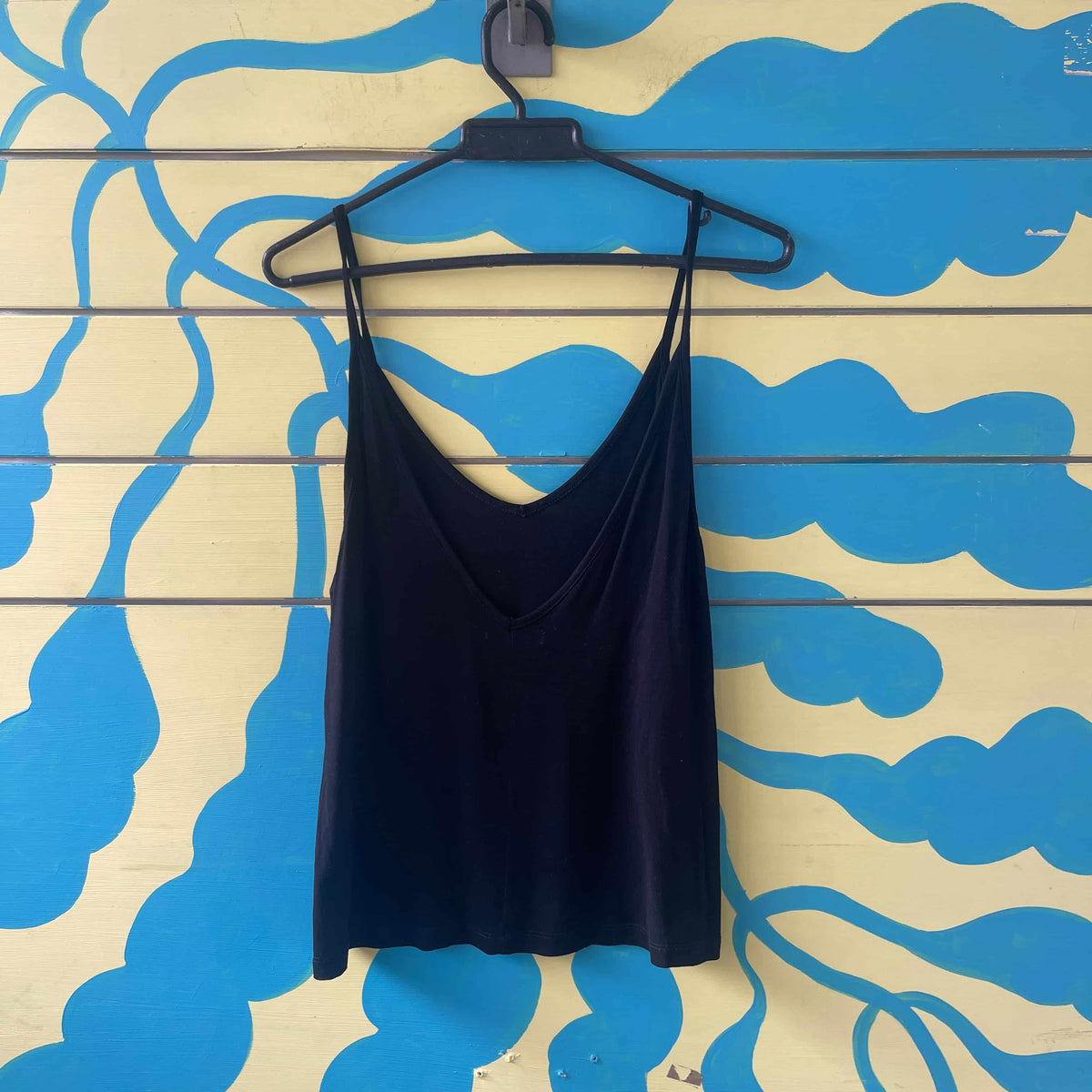 Camisa negra tirillas talla M