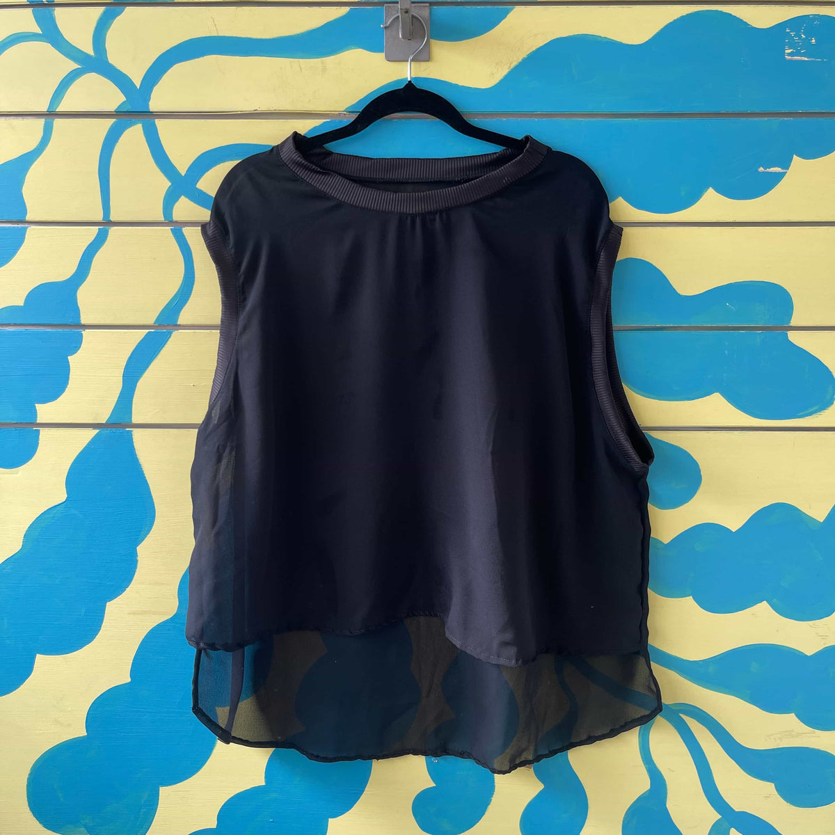 Camiseta negra transparente talla S