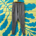 Pantalon deportivo gris talla S/M - Thumbnail 1