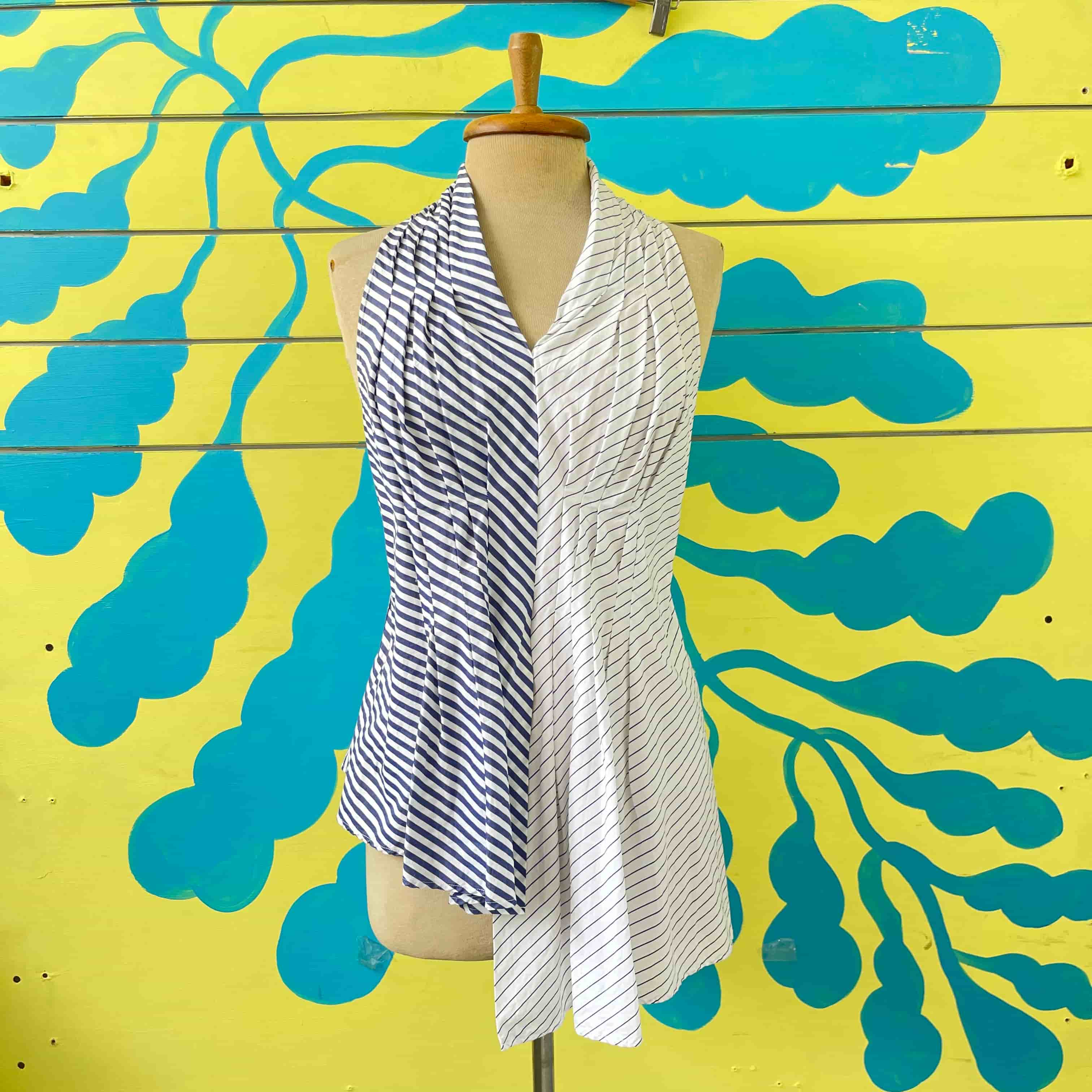 Blusa de rayas azules sin marca - Gallery 1