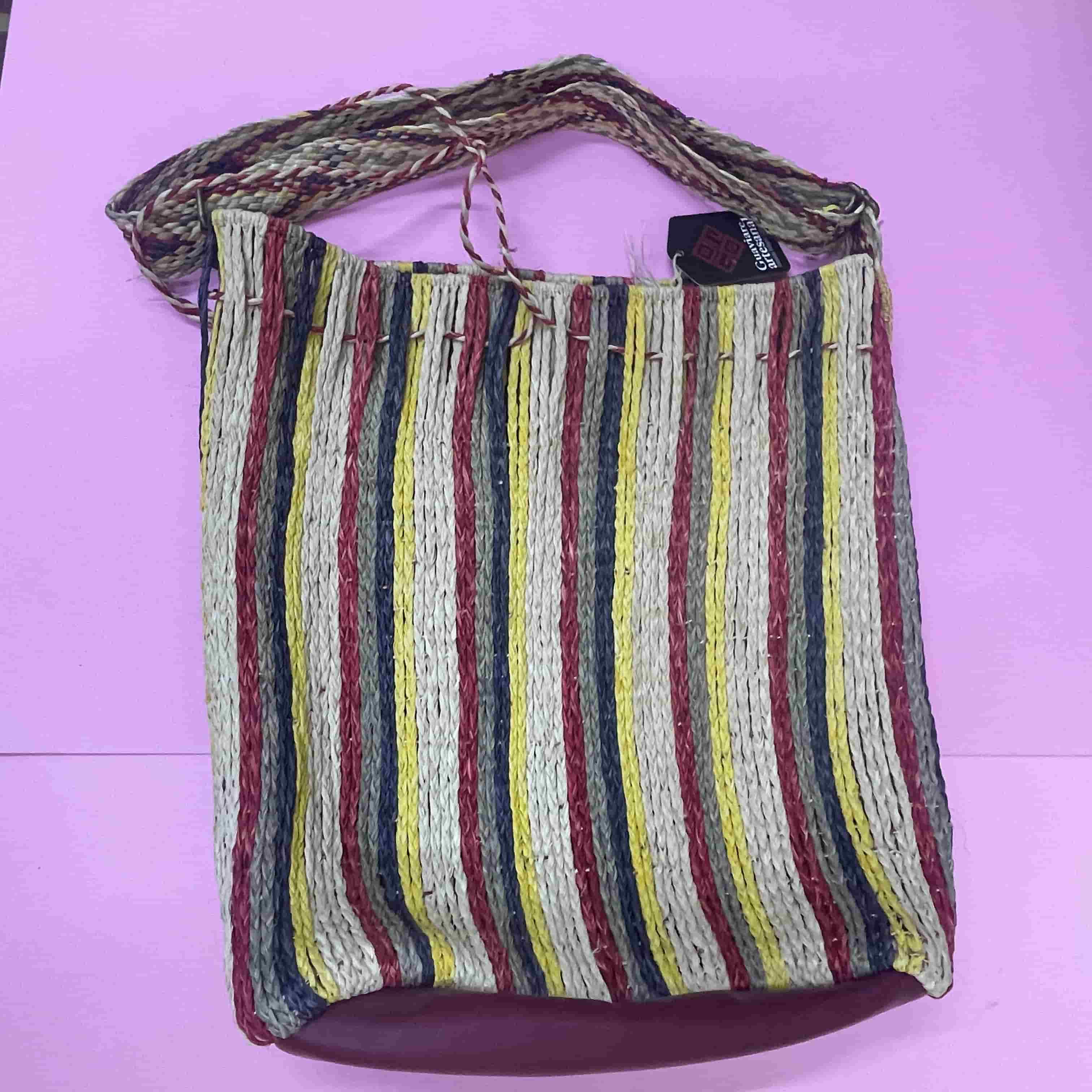 Cartera de colores tejida - Gallery 2