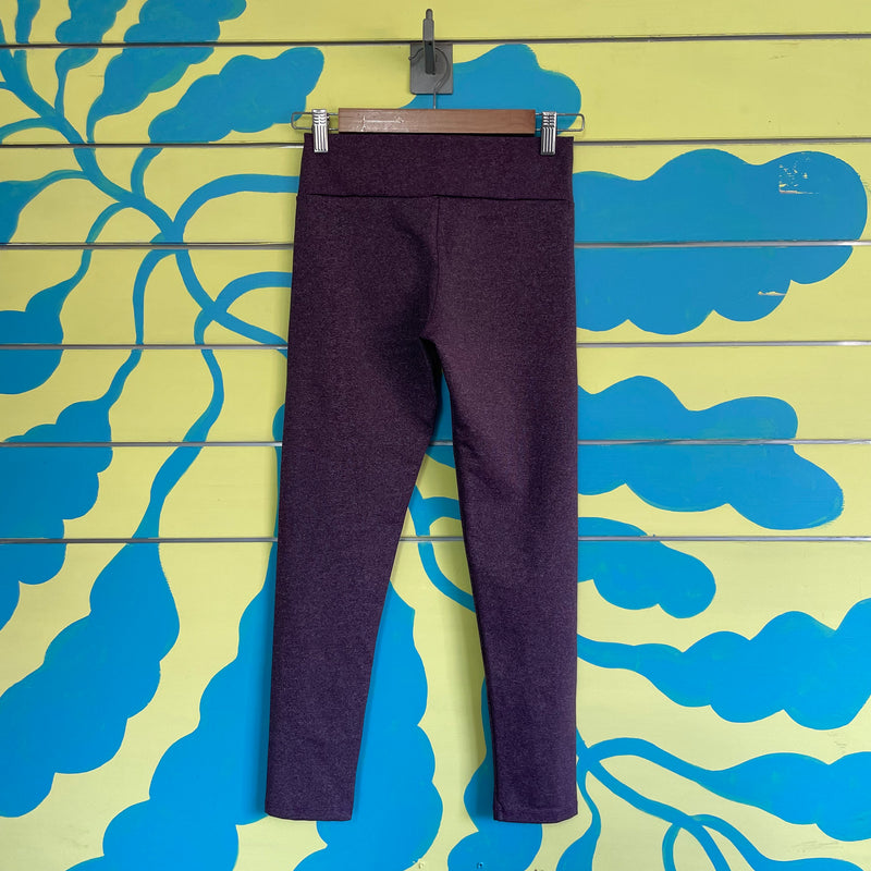 Leggin Deportivo Morado - Image 4