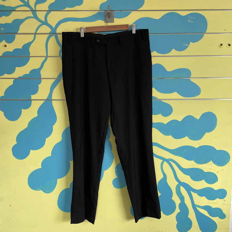 Pantalon de Hombre Negro - Image 1