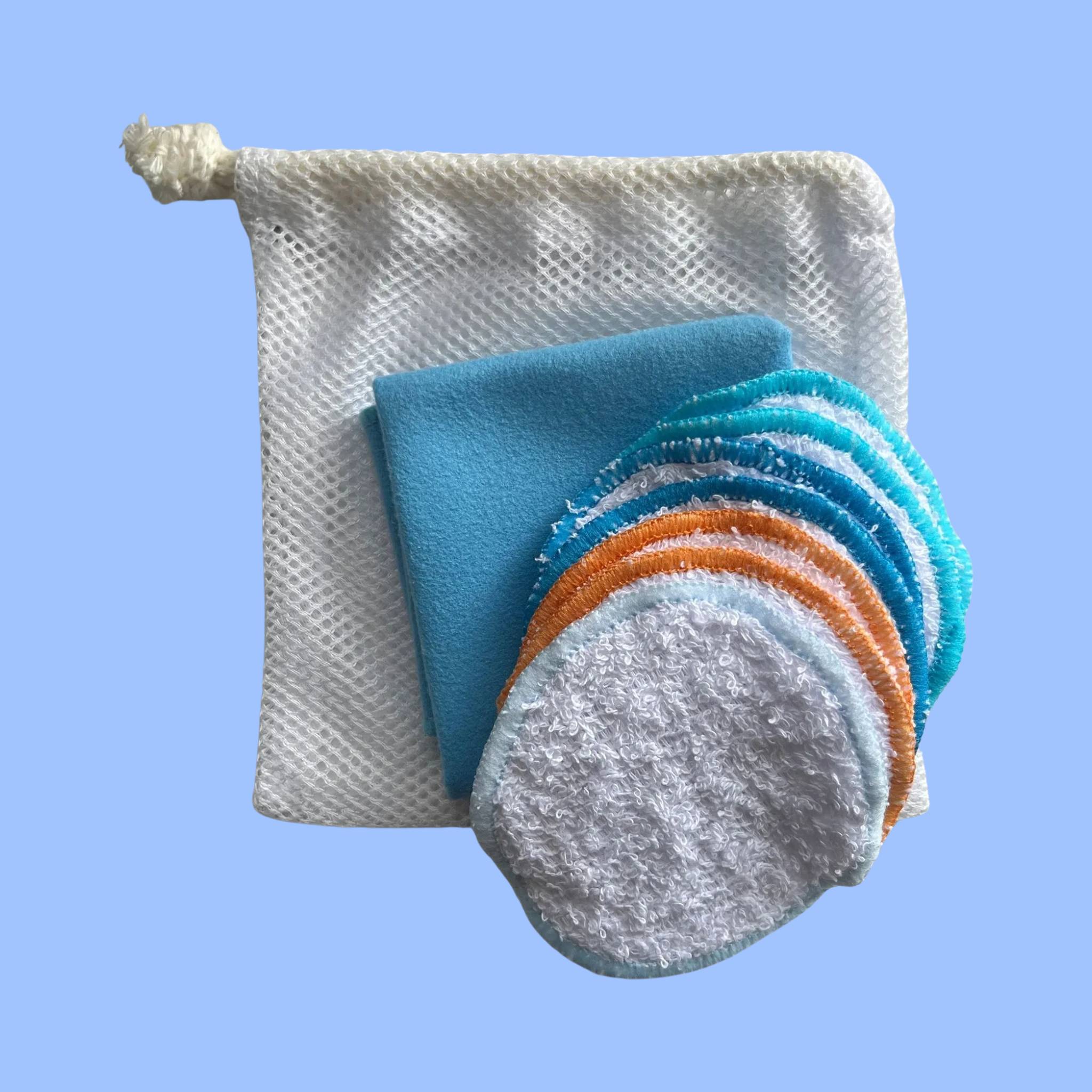 Set Toallitas Desmaquilladoras x 7 + Toalla Facial + Bolsa Para Lavadora