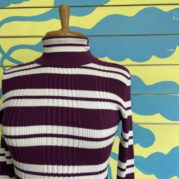 Saco Cuello Tortuga Rallas Morada y Blanca - Secondary