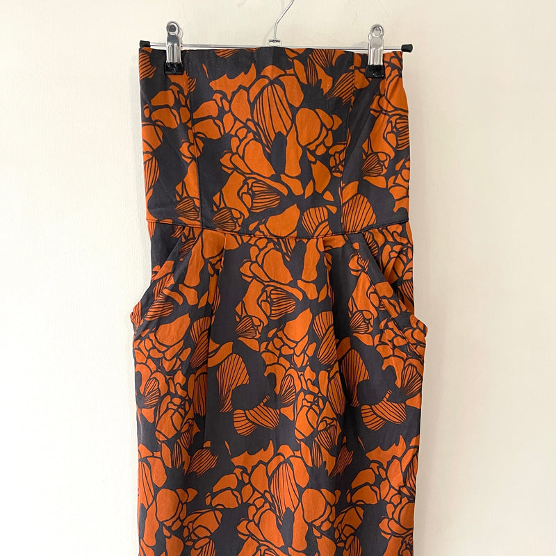 Vestido Strapless Naranja Negro con bolsillos - Image 3