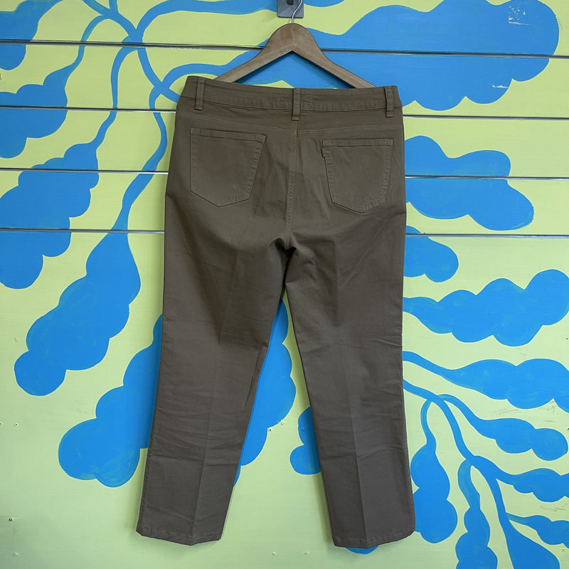 Pantalon Caqui Oscuro - Image 3