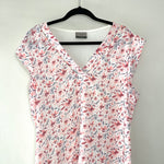 Camisa en V Estampado Flores Rosadas - Thumbnail 3