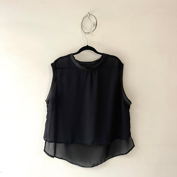 Camisa Negra Manga Sisa Tranparentosa