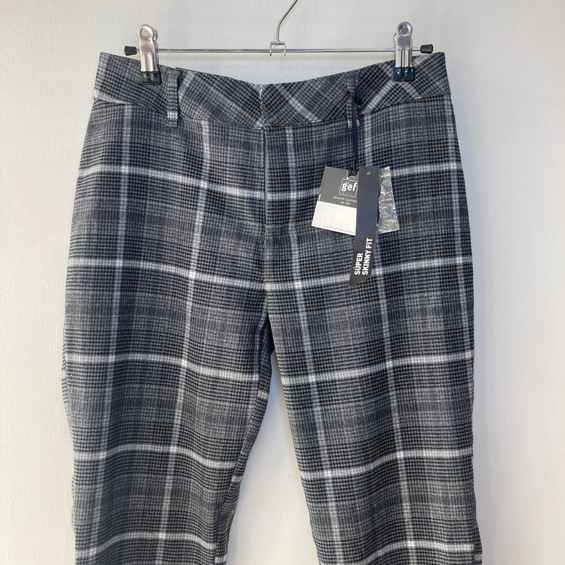 Pantalon Skinny cuadritos Gef Nuevo - Image 3