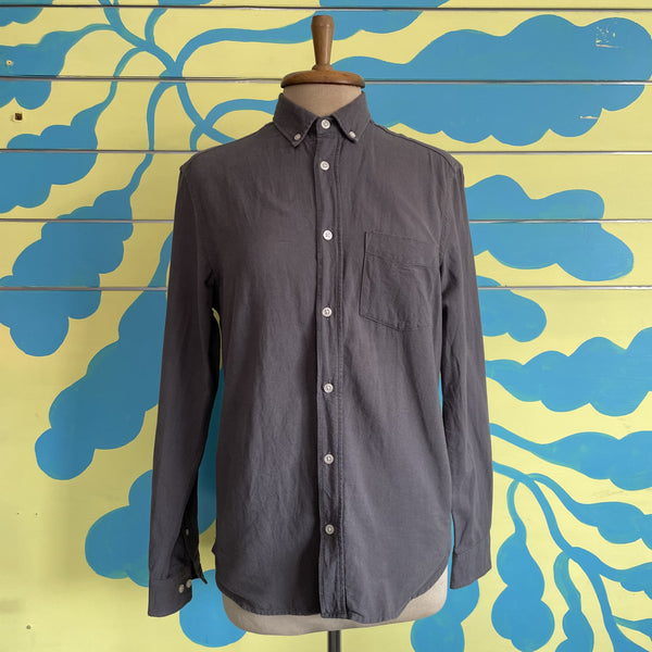 Camisa Gris Botones Manga Larga