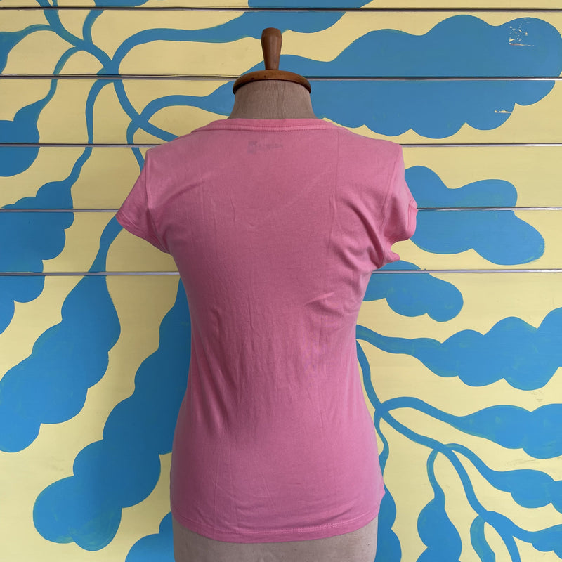 Camiseta Basica Rosada cuello V - Image 3