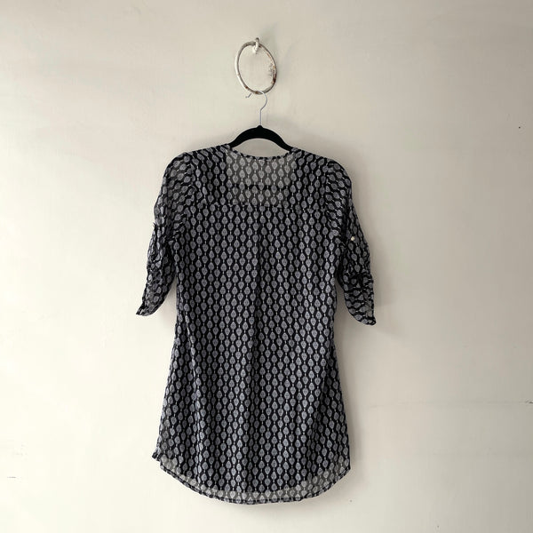 Camisa Media Manga Estampada Negra - Secondary