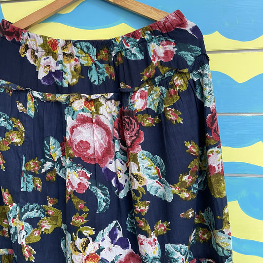 Falda Larga de Flores