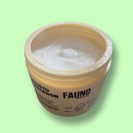 Tratamiento Rejuvenecedor Capilar 15 en 1 300 gr. Fauno